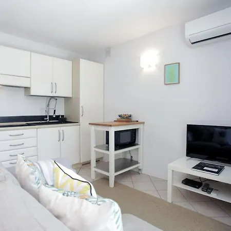 Apartment Beautiful Close To Private Parking Villeneuve-Loubet